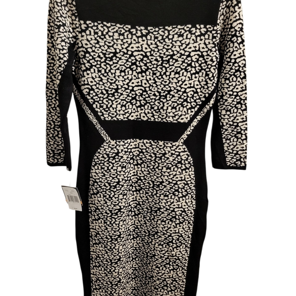 Gabby Skye Black and White Long Sleeve Dress